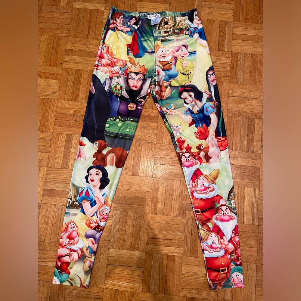 Disney snow white leggings